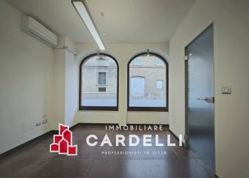 Locale Commerciale c.so garibaldi, Porto San Giorgio - foto 2