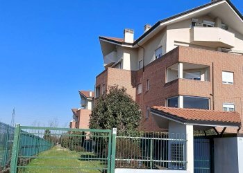 Three-room apartment via Restelli, Legnano - photo 2
