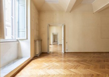 Stanza non arredata - Appartamento via dei Condotti, 9, Roma (zona Centro Storico) - foto 9