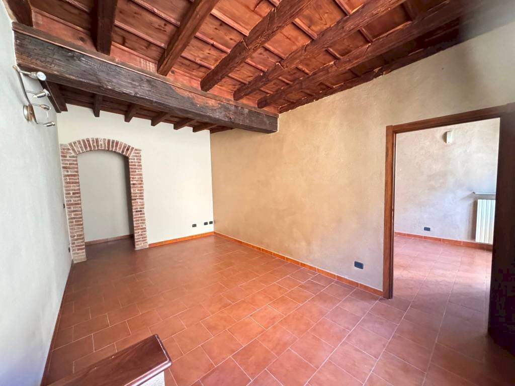 Stanza non arredata - Trilocale Cuneo (zona Centro) - foto 2