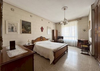 Camera da letto - Three-room apartment Piossasco - photo 36