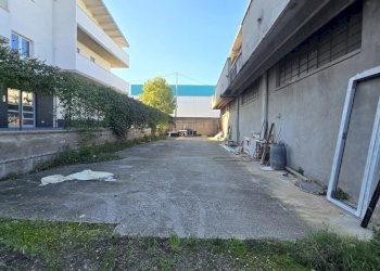 Capannone Via Nuova Chiacchiaretta, n, San Giovanni Teatino - foto 11