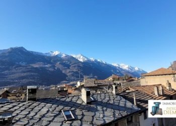 Locale Commerciale loc. Ecrevin, Saint-Vincent - foto 11