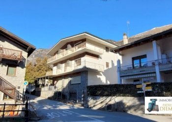 Locale Commerciale loc. Ecrevin, Saint-Vincent - foto 12