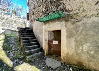 Three-room apartment Via delle valli, Monastero di Lanzo - photo 5