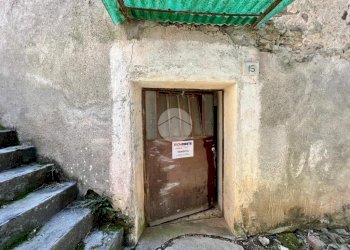 Three-room apartment Via delle valli, Monastero di Lanzo - photo 10