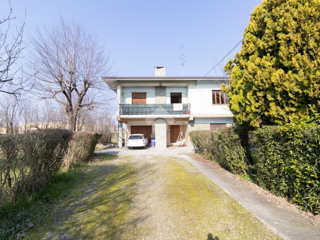 Villa Via Due Ponti, Carpi - foto 2