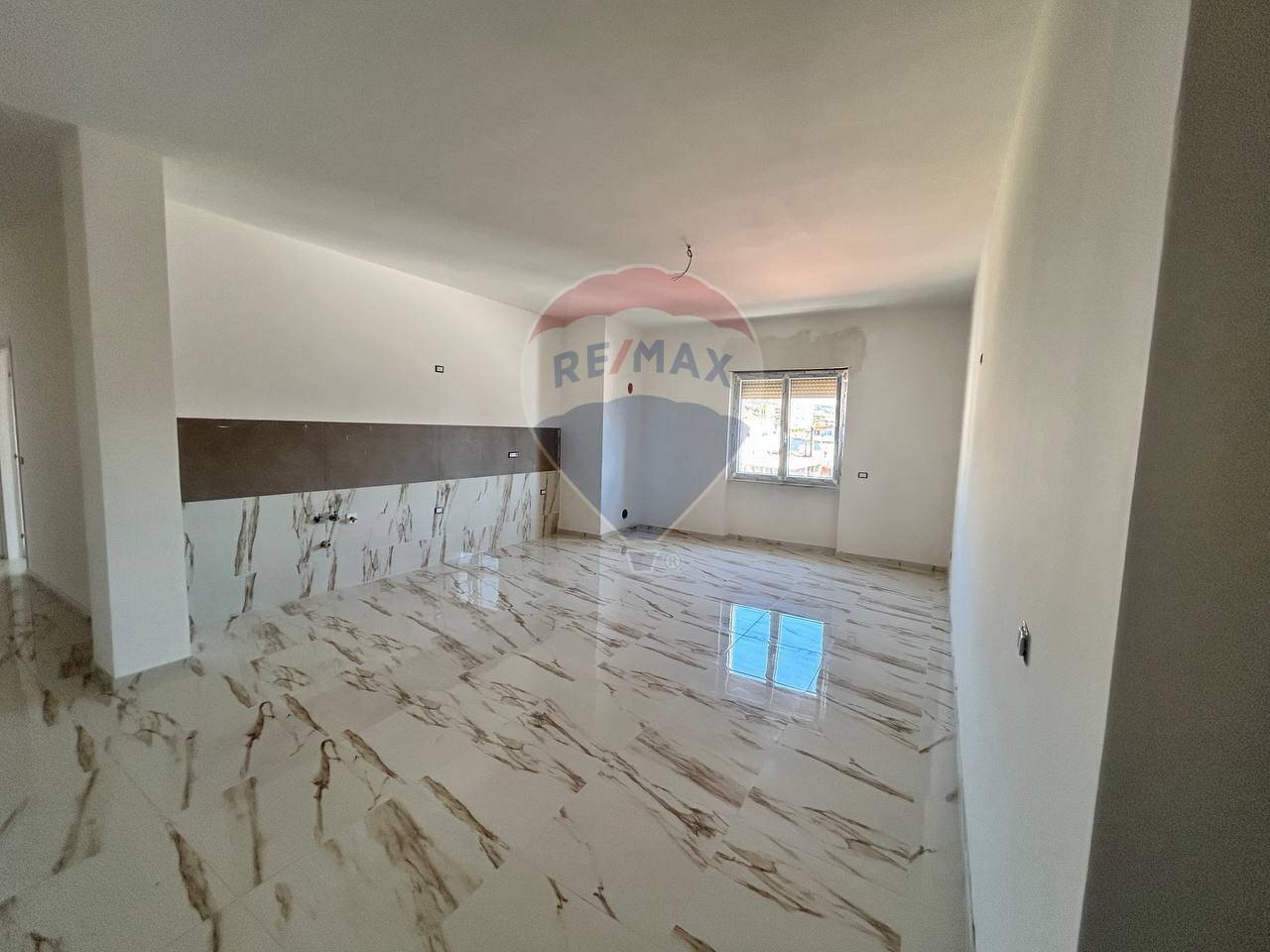 Three-room apartment via Giovanni Pascoli, Battipaglia - photo 2