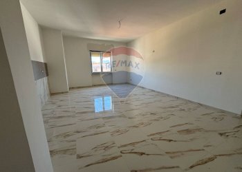 Three-room apartment via Giovanni Pascoli, Battipaglia - photo 3