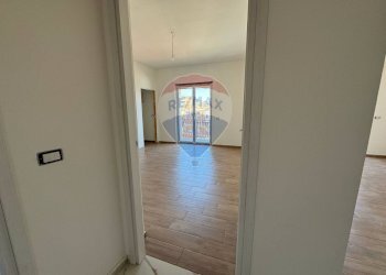 Three-room apartment via Giovanni Pascoli, Battipaglia - photo 17