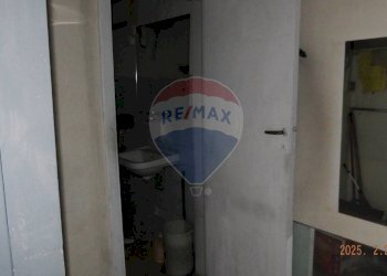 Negozio vico Giardinetto, Napoli - foto 13