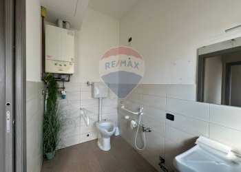 Shop corso roma, Seriate - photo 11