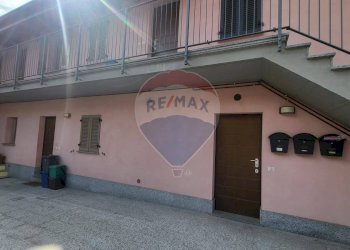 Three-room apartment Via Contrada Grande, Casnate con Bernate - photo 4