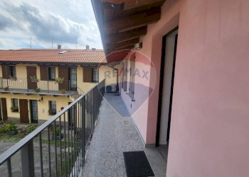 Three-room apartment Via Contrada Grande, Casnate con Bernate - photo 23
