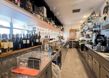 Attività Commerciale Piazza Sacrati, Ferrara (zona Centro Storico) - foto 13