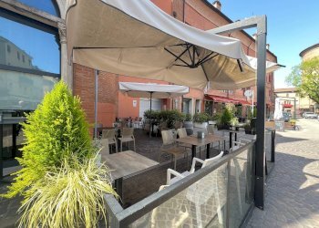 Attività Commerciale Piazza Sacrati, Ferrara (zona Centro Storico) - foto 16