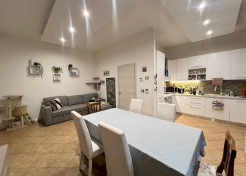 Casa indipendente via chiesa, Ferrara (zona San Martino) - foto 1