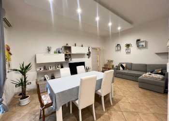 Casa indipendente via chiesa, Ferrara (zona San Martino) - foto 2