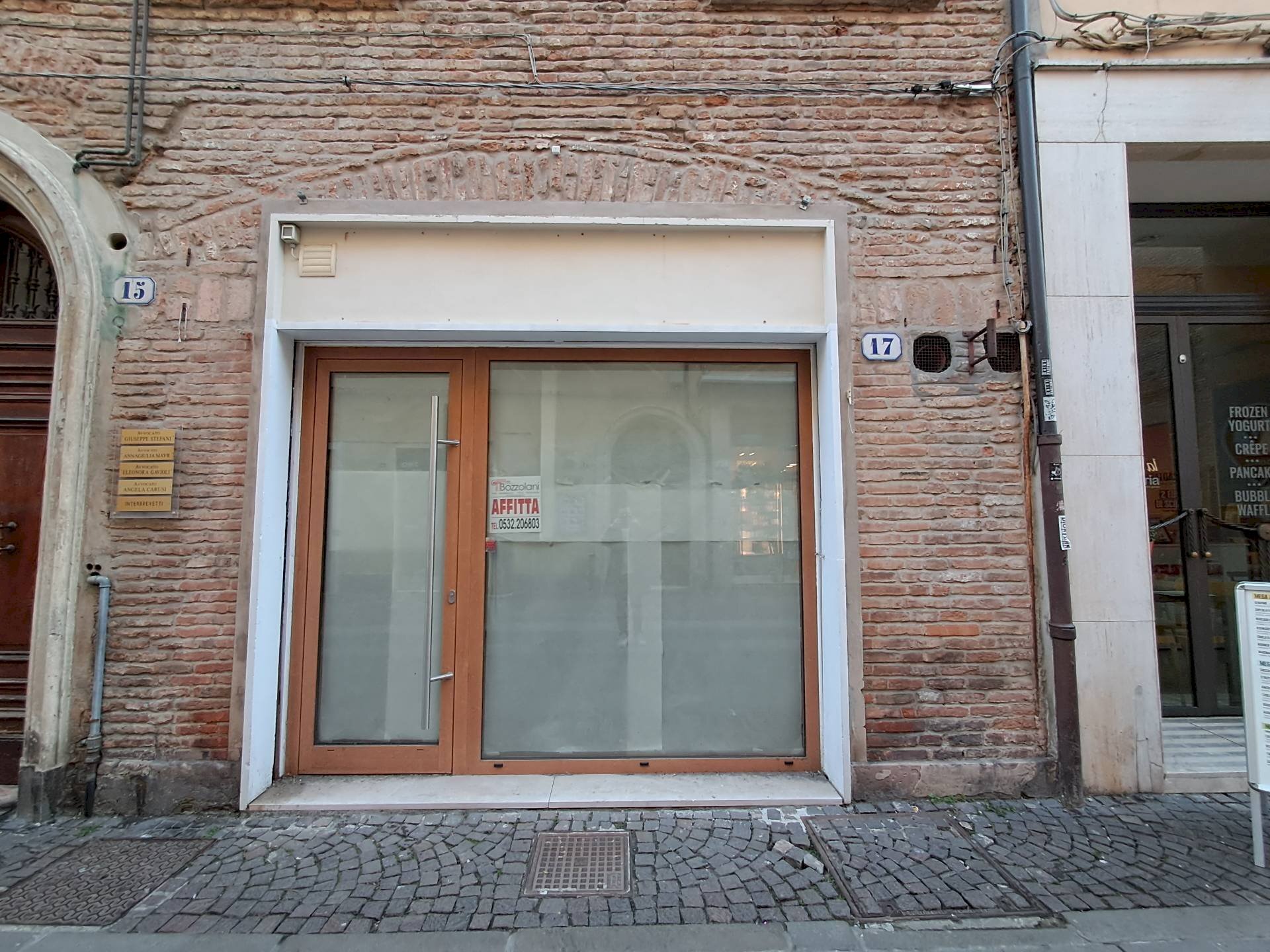 Commercial Premises Via Giuseppe Garibaldi, Ferrara (neighborhood Centro Storico) - photo 2