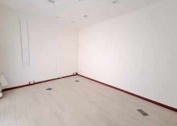 Commercial Premises Via Giuseppe Garibaldi, Ferrara (neighborhood Centro Storico) - photo 3