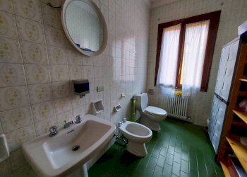 Ufficio Piazzetta Alberto Schiatti, Ferrara (zona Centro Storico) - foto 12