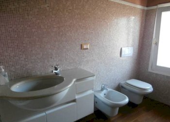 Casa indipendente Via Carri, Ferrara (zona Centro Storico) - foto 18