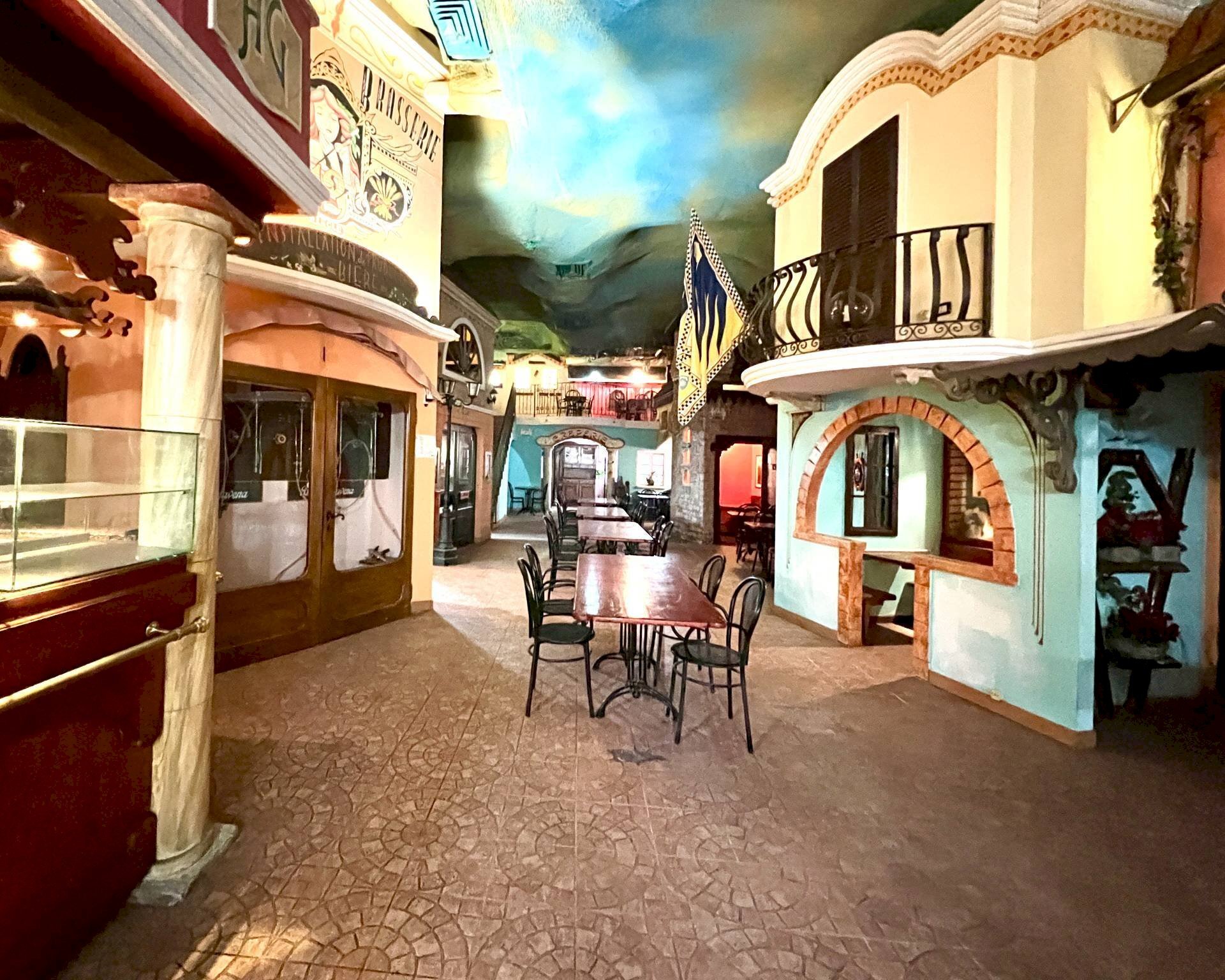 Locale Commerciale Via Ortigara, Ferrara (zona Entro Mura) - foto 1