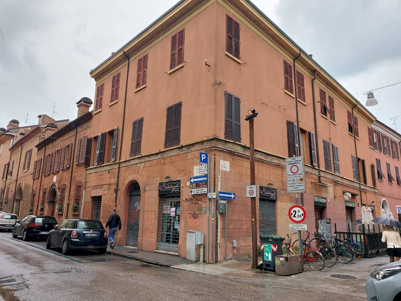 Commercial Premises Via Voltapaletto, Ferrara (neighborhood Centro Storico) - photo 1