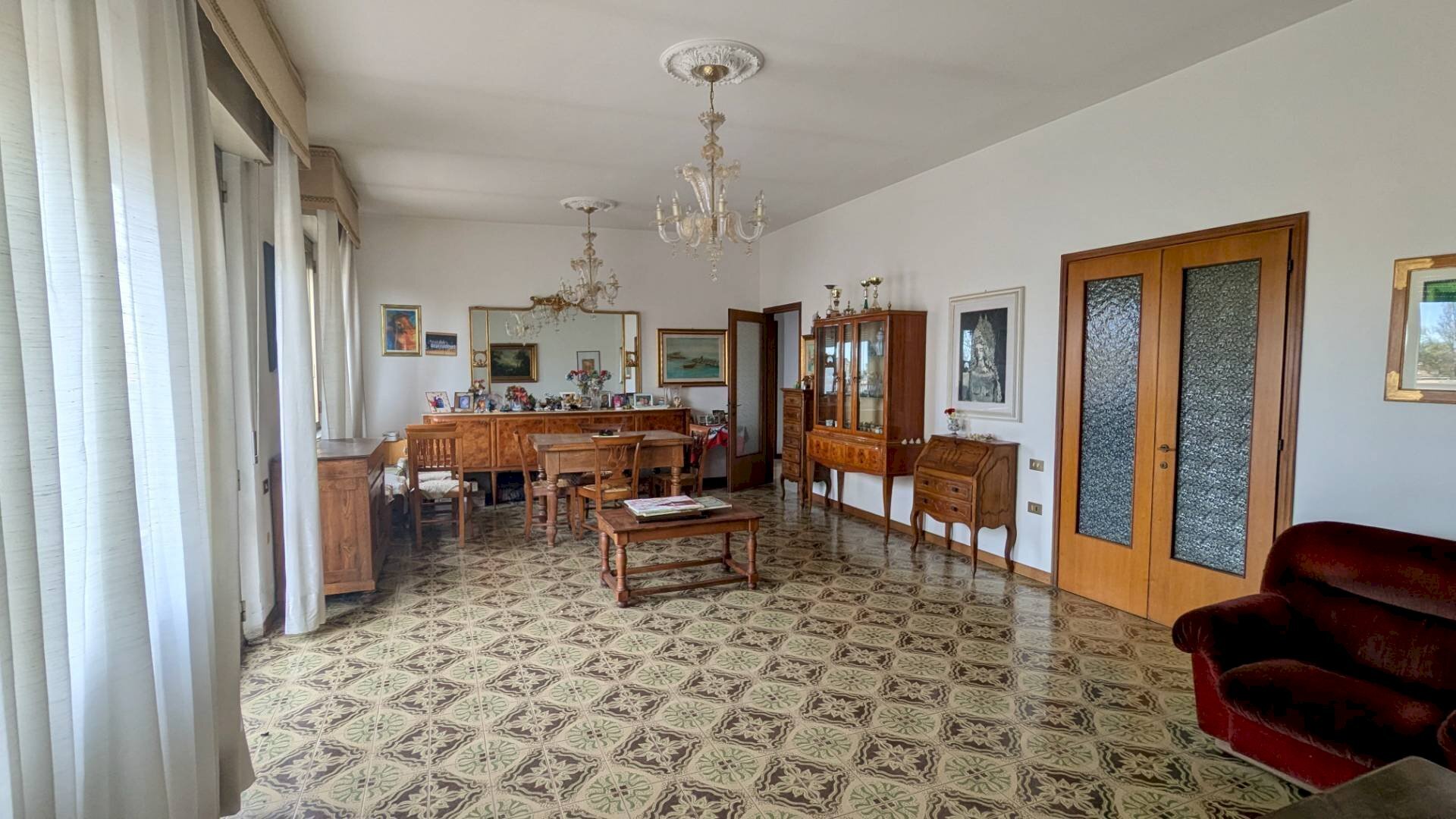 Attic Piazza XXIV Maggio, Ferrara (neighborhood Entro Mura) - photo 3