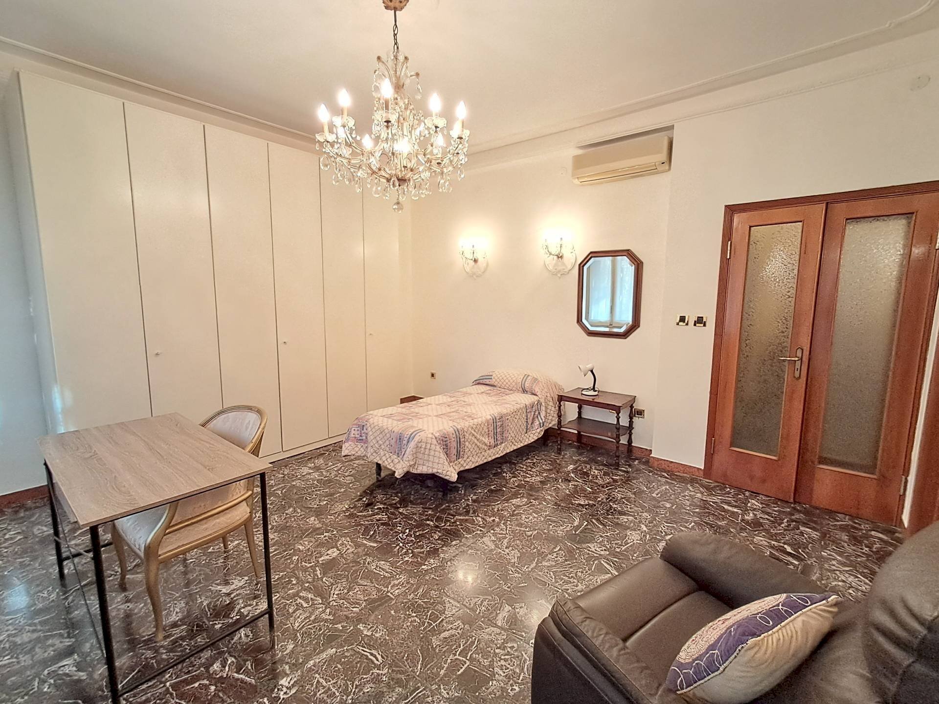 Appartamento Via Giorgio Byron, Ferrara (zona Centro Storico) - foto 1