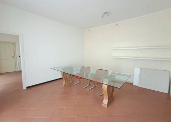 Bilocale Via Giuseppe Garibaldi, Ferrara (zona Centro Storico) - foto 8