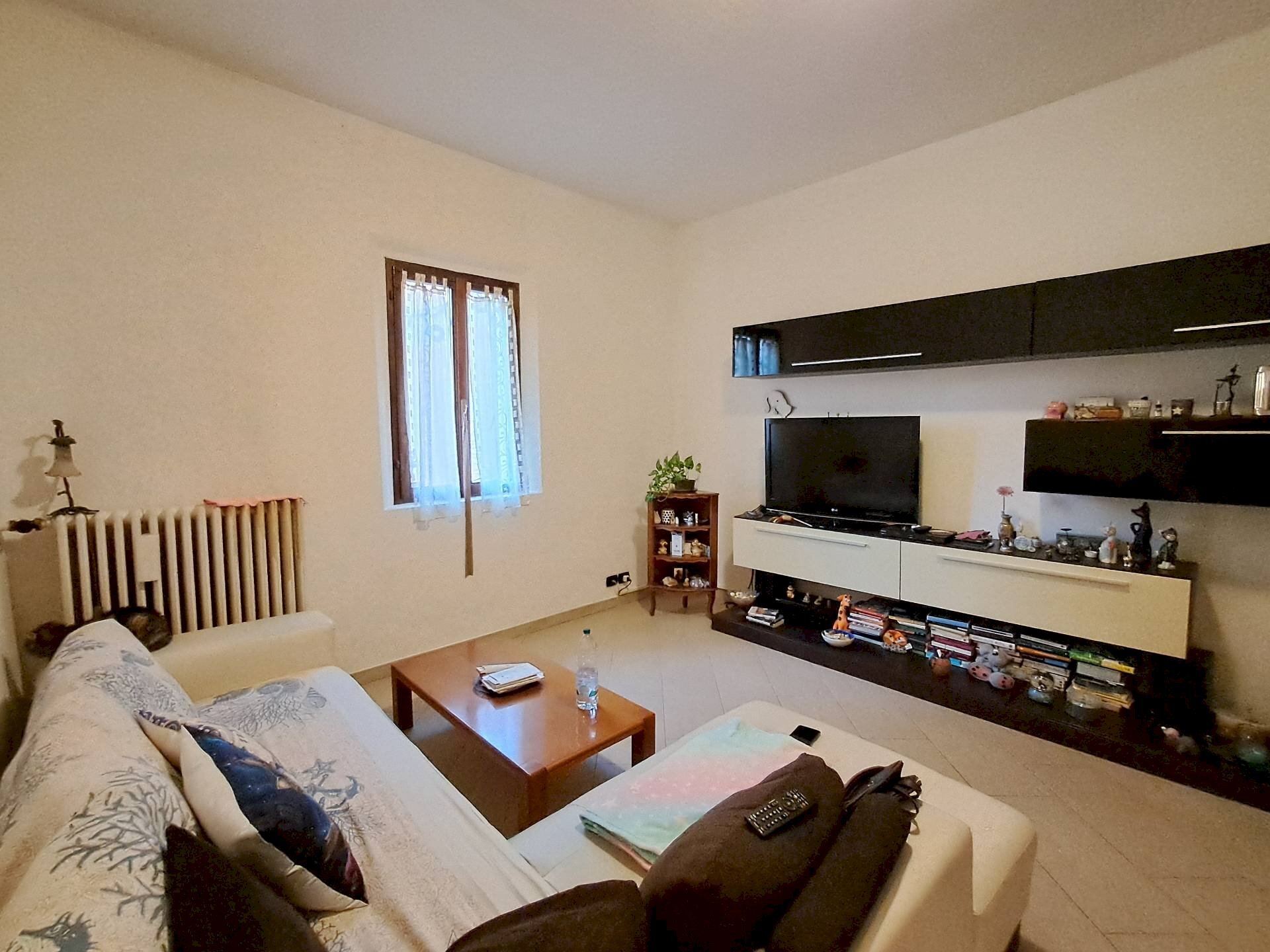 Trilocale via Porta D' amore, Ferrara (zona Centro Storico) - foto 1