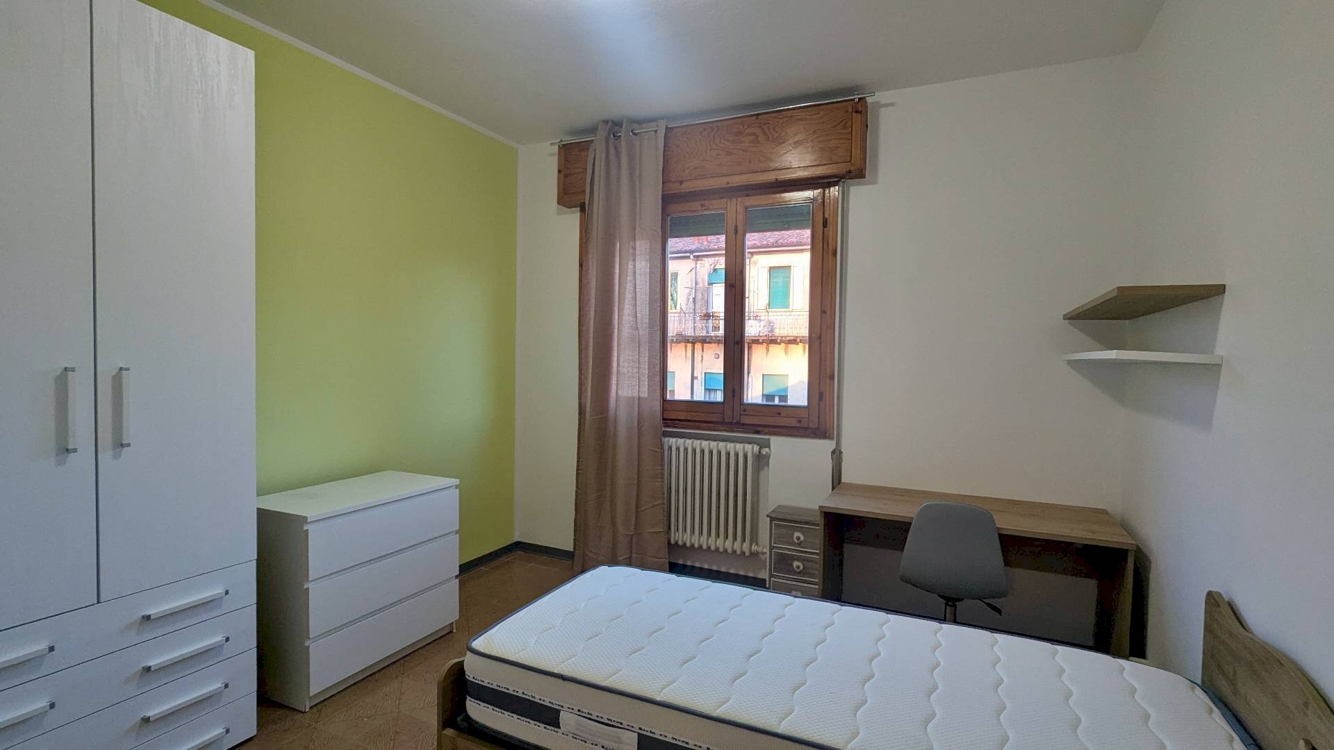 Four-room apartment Via Dei Baluardi, Ferrara - photo 2