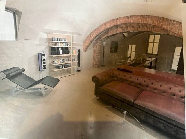 Shop Via Saluzzo, 28, Cuneo (neighborhood Centro Storico) - photo 2