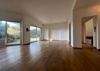 Stanza non arredata - Appartamento via di Villa Betania, 31, Roma - foto 1