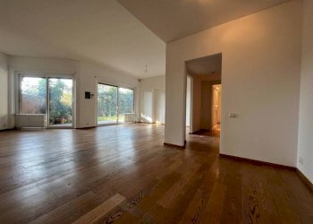 Stanza non arredata - Appartamento via di Villa Betania, 31, Roma - foto 3