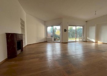 Stanza non arredata - Appartamento via di Villa Betania, 31, Roma - foto 5