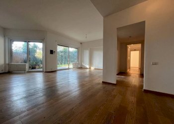 Stanza non arredata - Appartamento via di Villa Betania, 31, Roma - foto 6