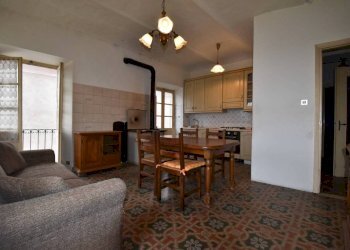 Salone - Rustico piazza Anita Garibaldi, Vigliano d'Asti - foto 4