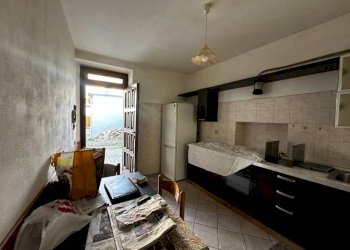 Cucina - Casa indipendente via Novara, 10, Casorate Sempione - foto 4