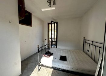 Camera da letto - Casa indipendente via Novara, 10, Casorate Sempione - foto 7