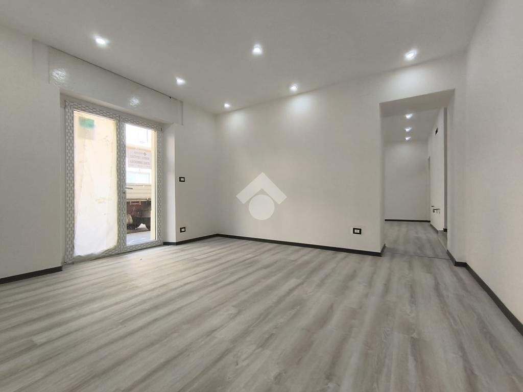 Shop Via Nizza, Acqui Terme - photo 1