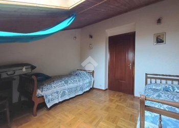 Four-room apartment Via Alla Vittoria, Busalla - photo 22