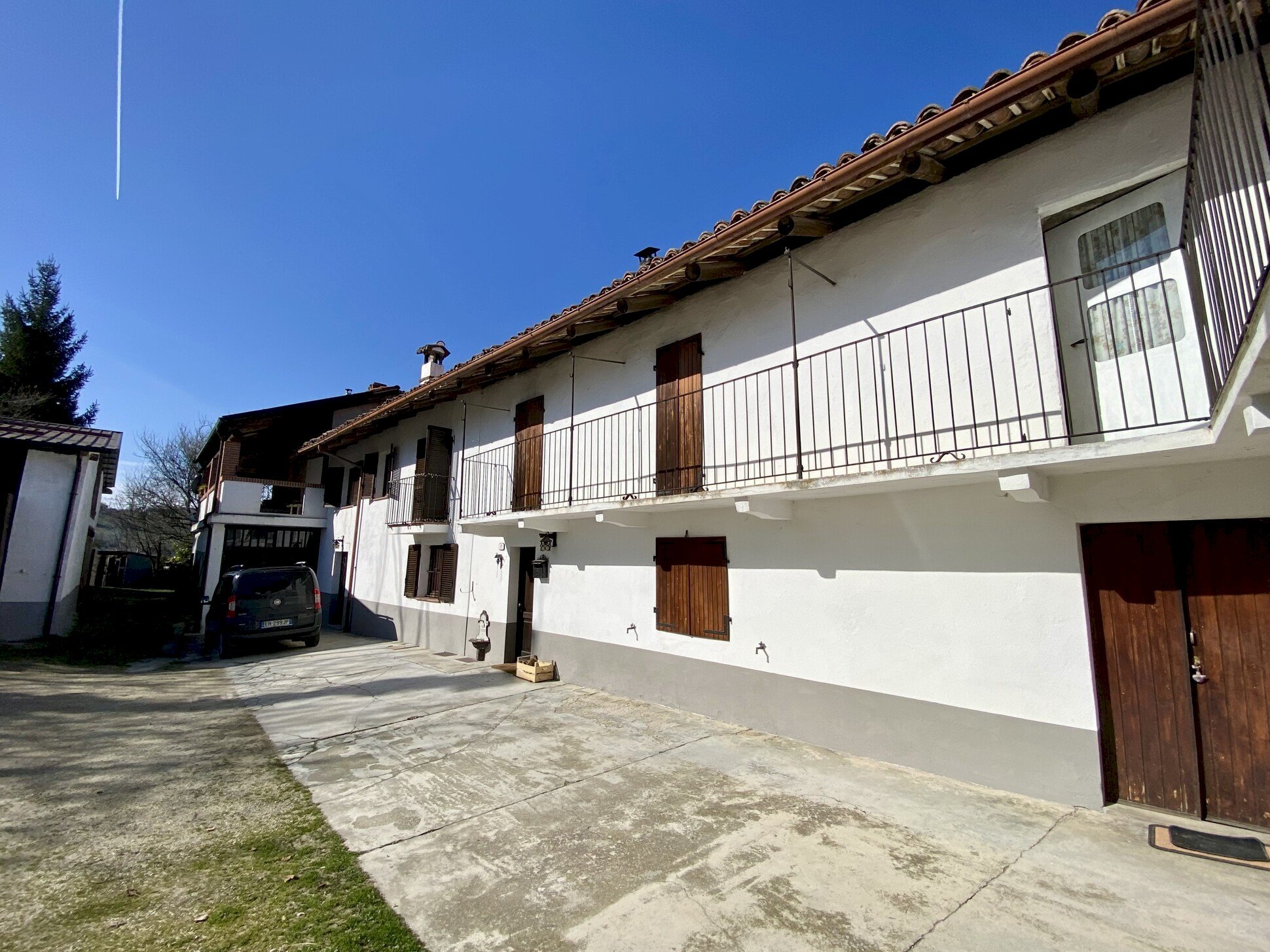 Independent house Montelupo Albese - photo 2