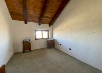 Independent house Montelupo Albese - photo 18