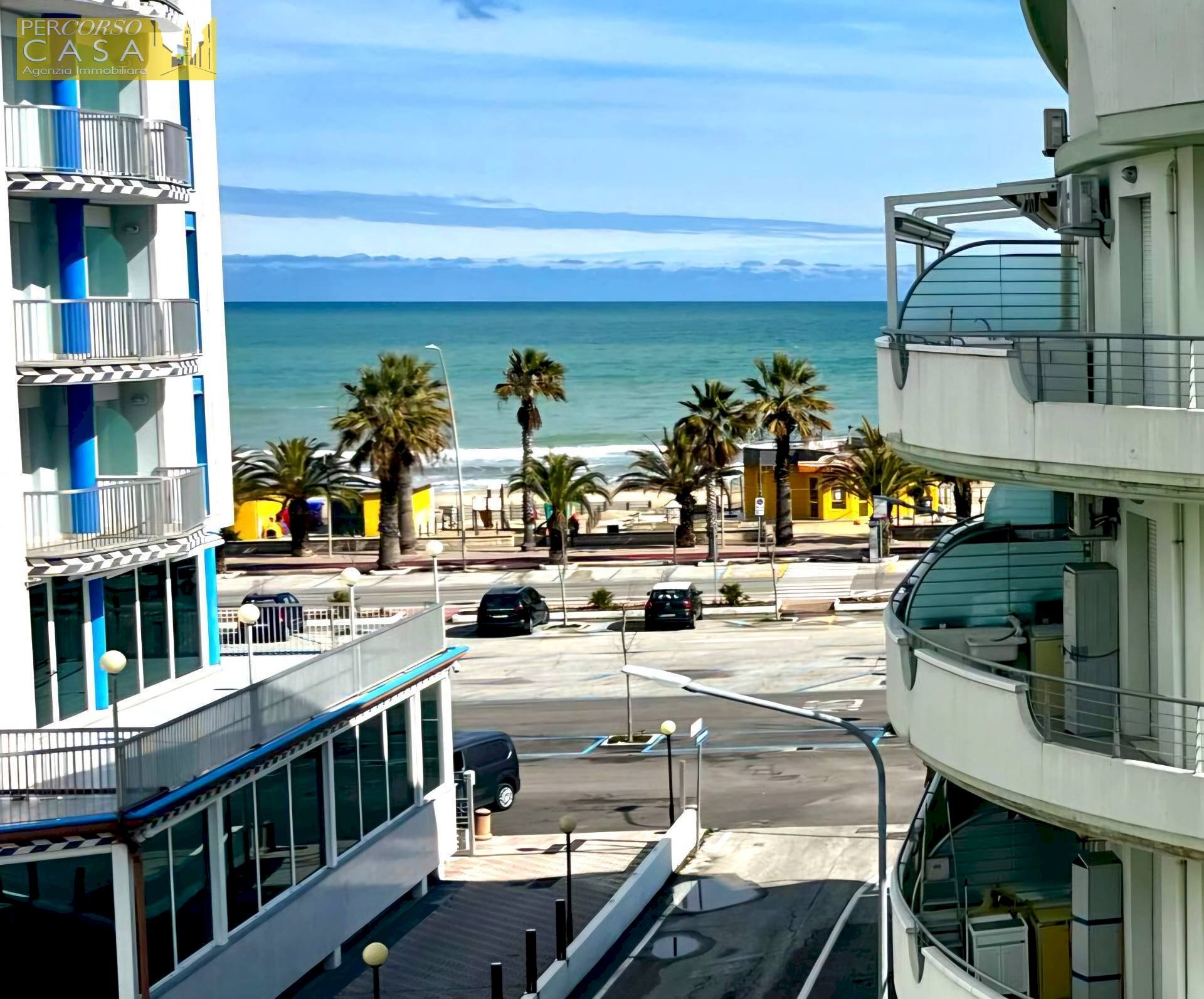 Three-room apartment SECONDA FILA MARE, Tortoreto - photo 1