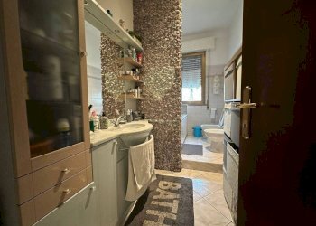 Bagno - Three-room apartment via Torino, 51, Gallarate - photo 19