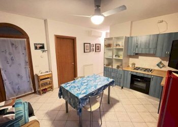 Cucina - Quadrilocale via Valle Giralda, Ravenna (zona Porto Corsini) - foto 2