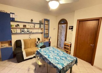 Salone - Quadrilocale via Valle Giralda, Ravenna (zona Porto Corsini) - foto 3