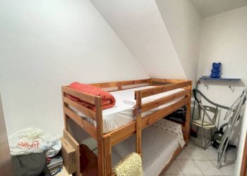 Camera da letto - Quadrilocale via Valle Giralda, Ravenna (zona Porto Corsini) - foto 8